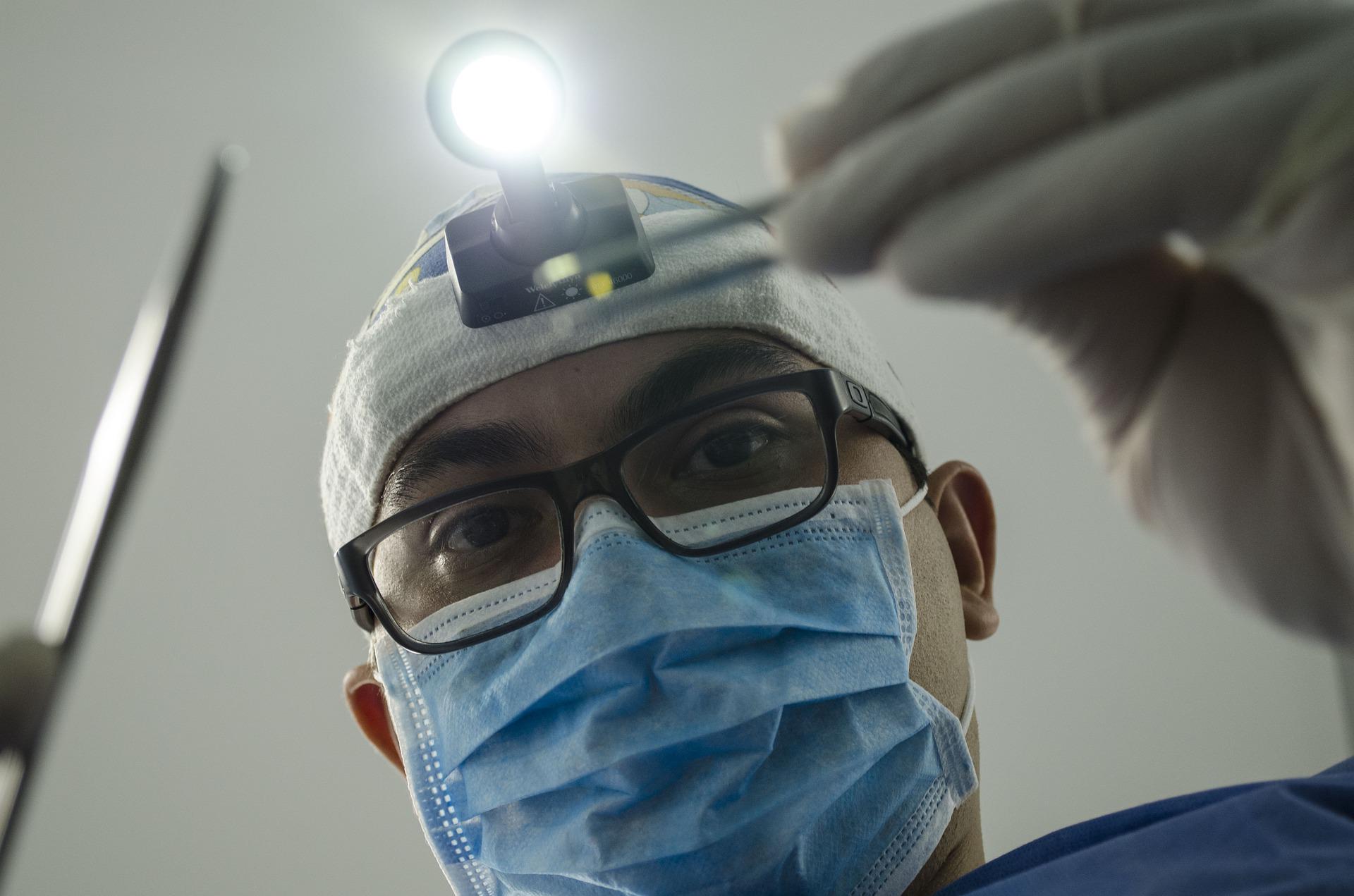 dentist-4373290_1920